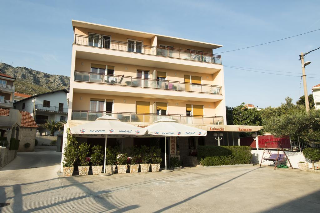 Apartments Croatia Omiš Eksteriør bilde